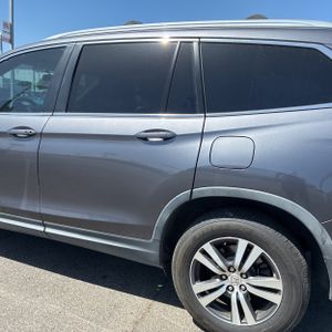 HONDA PILOT EX - 6