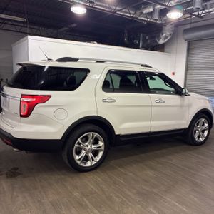 FORD EXPLORER LIMITED - 10