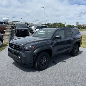 صورة 1 لـ 2025 Toyota 4RUNNER SR5