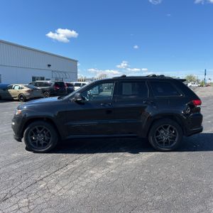 JEEP GRAND CHEROKEE LIMITED X - 3