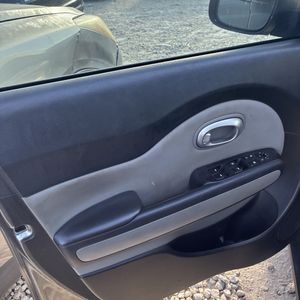 صورة 47 لـ 2014 KIA SOUL BASE