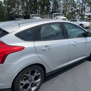 FORD FOCUS SE - 9