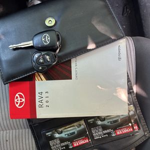 2013 Toyota RAV4 LE 照片 48