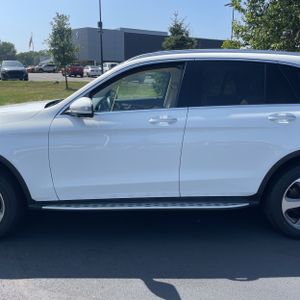 2017 Mercedes-BENZ GLC — фото 4