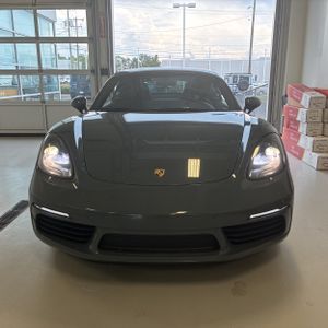 2018 Porsche 718 CAYMAN BASE — фото 13
