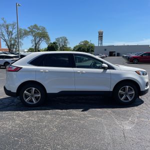 FORD EDGE SEL - 10