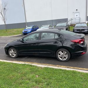 HYUNDAI ELANTRA VALUE EDITION - 3