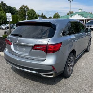 2017 Acura MDX SH-AWD photo 8