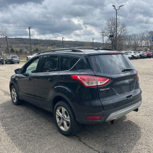 FORD ESCAPE SE - 5