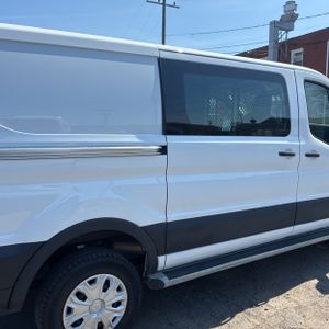 FORD TRANSIT-250 CARGO VAN - 9