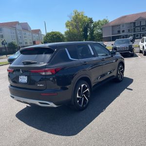 MITSUBISHI OUTLANDER PHEV SE - 8