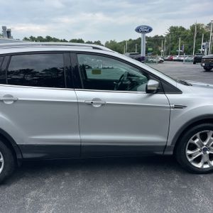 صورة مصغرة 11 لـ 2014 FORD ESCAPE TITANIUM