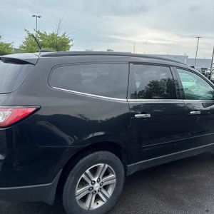 2016 Chevrolet TRAVERSE LT — фото 9