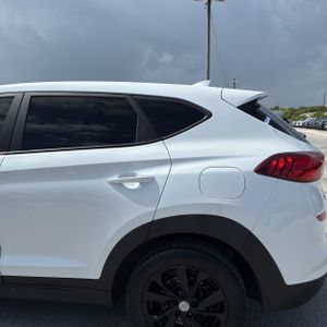 HYUNDAI TUCSON SE - 6