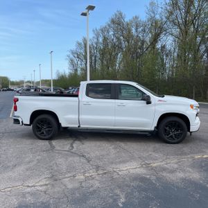 CHEVROLET SILVERADO 1500 RST - 4