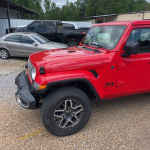 JEEP WRANGLER 4-DOOR SAHARA 4X4 - 2