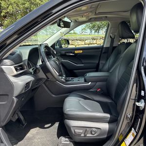 2024 Toyota HIGHLANDER XLE thumbnail 32