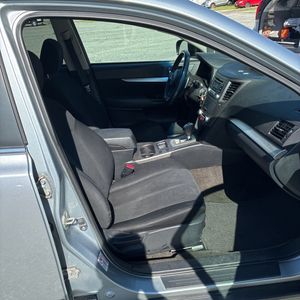 صورة مصغرة 31 لـ 2013 Subaru OUTBACK 2.5I PREMIUM