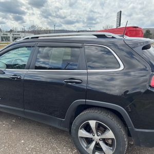 JEEP CHEROKEE LIMITED - 6