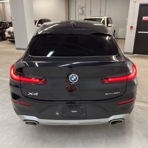 صورة 7 لـ 2023 BMW X4 XDRIVE30I