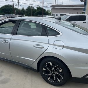 HYUNDAI SONATA SEL - 6