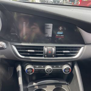 2018 ALFA Romeo GIULIA TI SPORT 照片 36