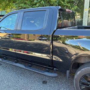 2021 Chevrolet SILVERADO 1500 RST photo 6