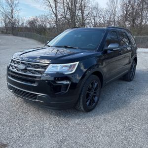 FORD EXPLORER XLT - 1