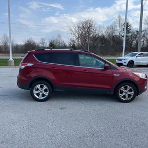 FORD ESCAPE SE - 10