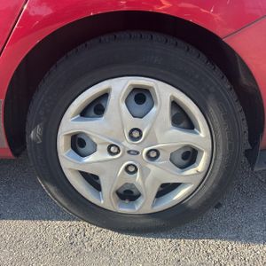 صورة مصغرة 18 لـ 2011 FORD FIESTA SE
