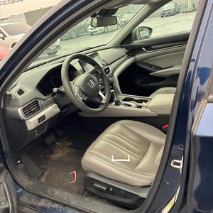 2019 Honda ACCORD EX 缩略图 32