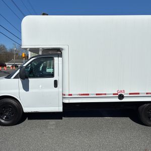 CHEVROLET EXPRESS 3500 - 4