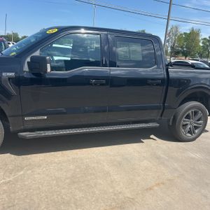 FORD F-150 XLT - 4