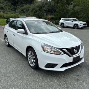 2017 Nissan SENTRA S 照片 12