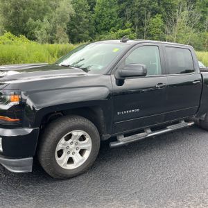 2017 Chevrolet SILVERADO 1500 LT Z71 照片 2