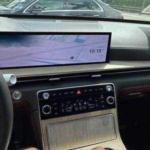 صورة 38 لـ 2025 Genesis GV80 3.5T PRESTIGE