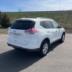 NISSAN ROGUE SV - 8