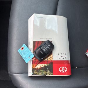 صورة مصغرة 53 لـ 2022 Toyota RAV4 XLE PREMIUM
