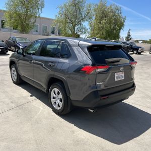 TOYOTA RAV4 - 5