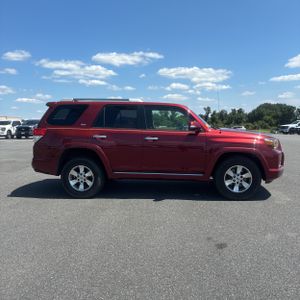 2013 Toyota 4RUNNER SR5 photo 10