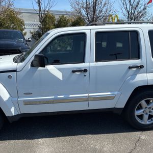 JEEP LIBERTY SPORT - 4