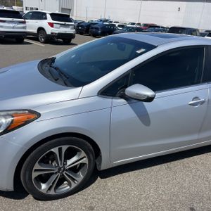 KIA FORTE EX - 2