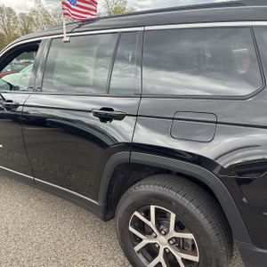 JEEP GRAND CHEROKEE L LIMITED - 6