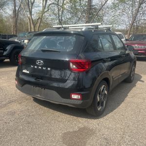 HYUNDAI VENUE SEL - 8