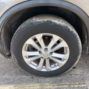 صورة مصغرة 17 لـ 2016 Nissan ROGUE SV