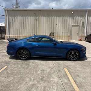 FORD MUSTANG ECOBOOST - 10