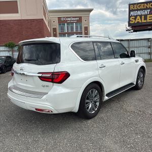 صورة 8 لـ 2021 Infiniti QX80 LUXE