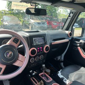 صورة 36 لـ 2016 JEEP WRANGLER UNLIMITED SAHARA