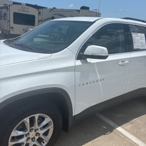 صورة 2 لـ 2020 Chevrolet TRAVERSE LT CLOTH