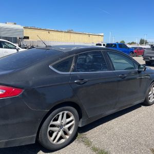 FORD FUSION SE - 9